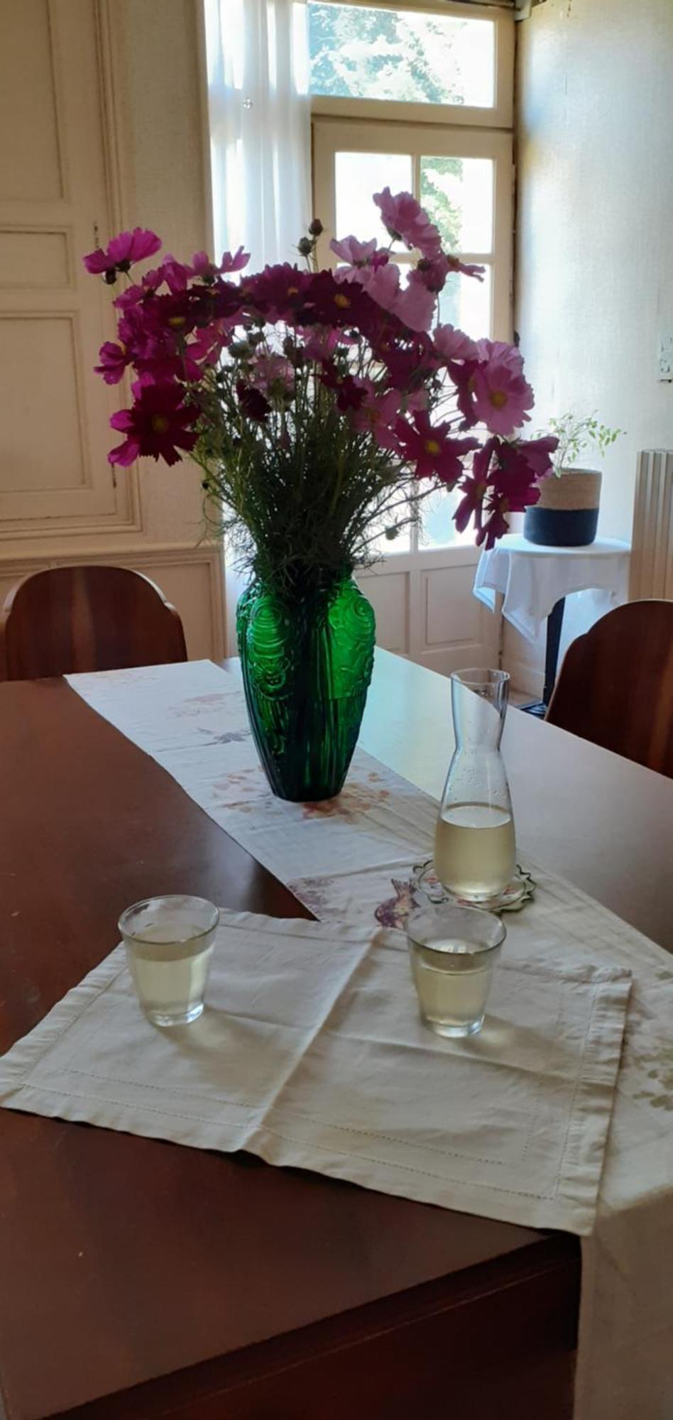Maison Blanche Cherval Екстер'єр фото